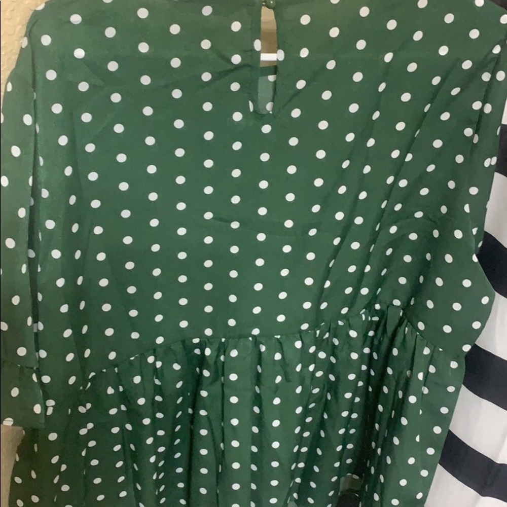 Green pocket dot maternity shirt